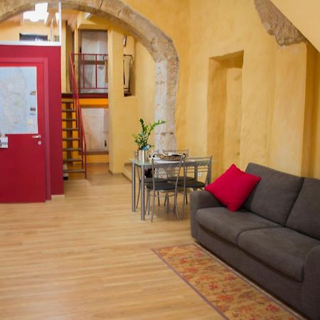 Appartamento Rosso Buoni E Cattivi Cagliari Quarto foto